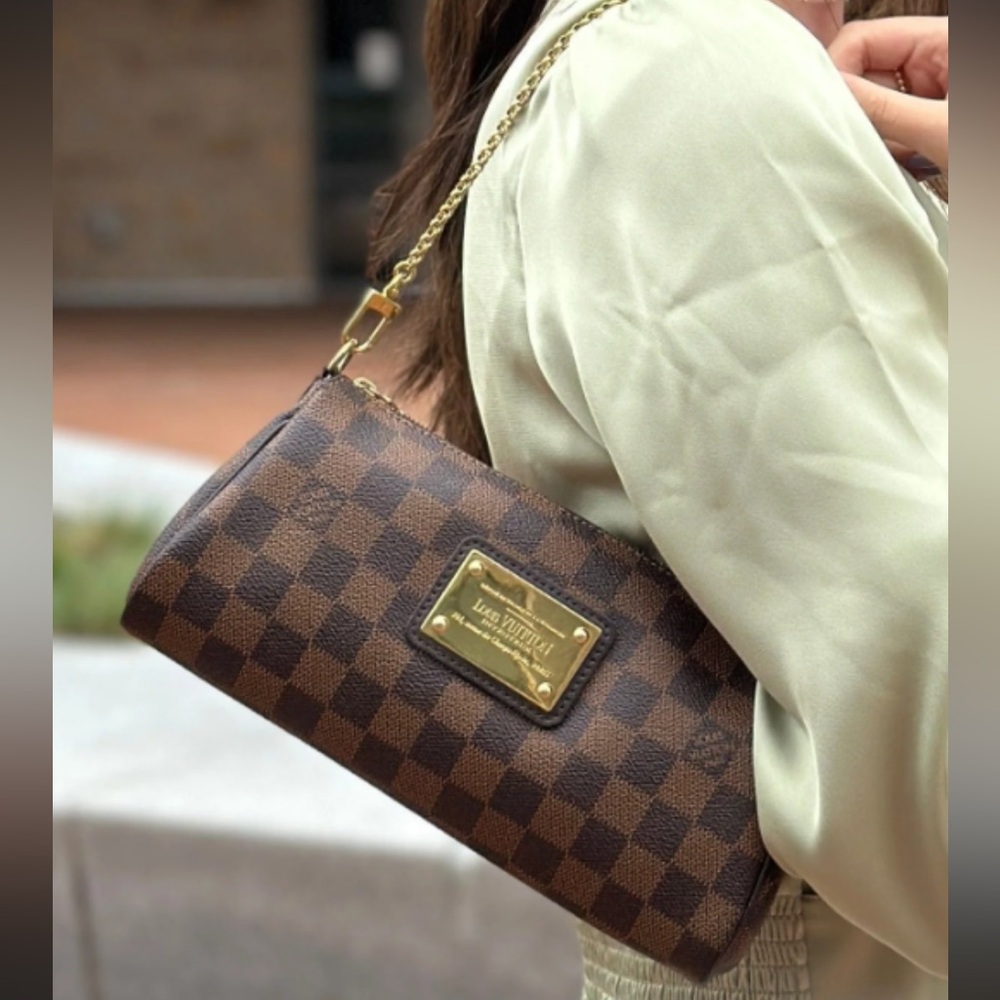 LV Eva